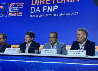 BRASÍLIA: Prefeito de Palmas toma posse na Frente Nacional de Prefeitas e Prefeitos e destaca contribuição à causa animal