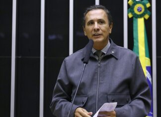 Carlos Gaguim confirma pré-candidatura ao Senado e reforça laços com o povo tocantinense