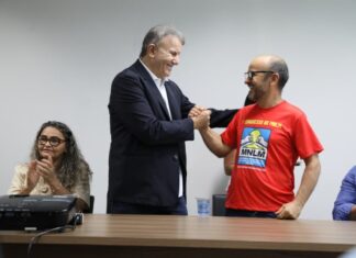 HABITAÇÃO Prefeito Eduardo Siqueira Campos reforça compromisso com políticas sociais